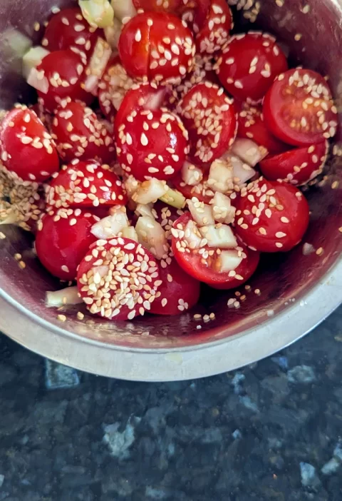 entrée tomates cerises fenouil emince sesame vinaigrette cidre